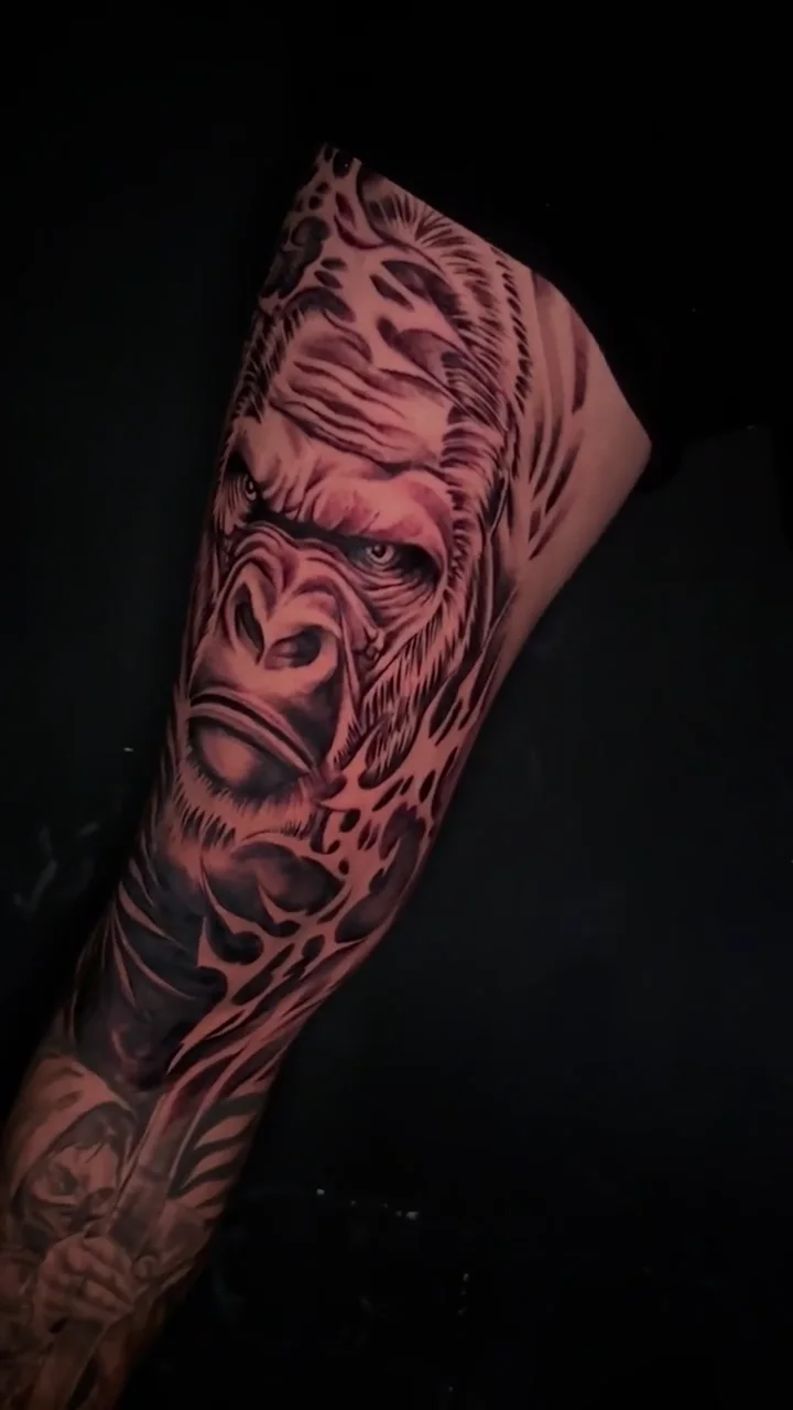 gorilla half sleeve big tattoo tattoo canggu bali