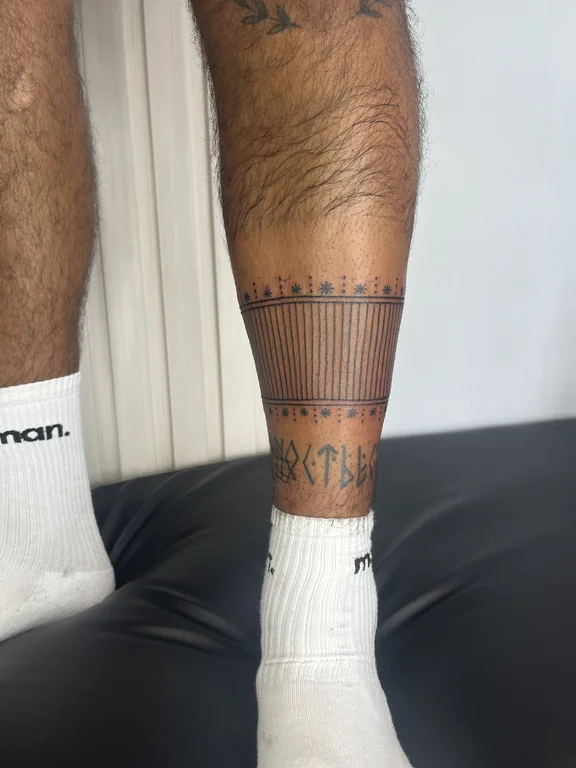 abstract blackwork man thin line minimal bold line fine line spiritual tattoo Canggu Bali