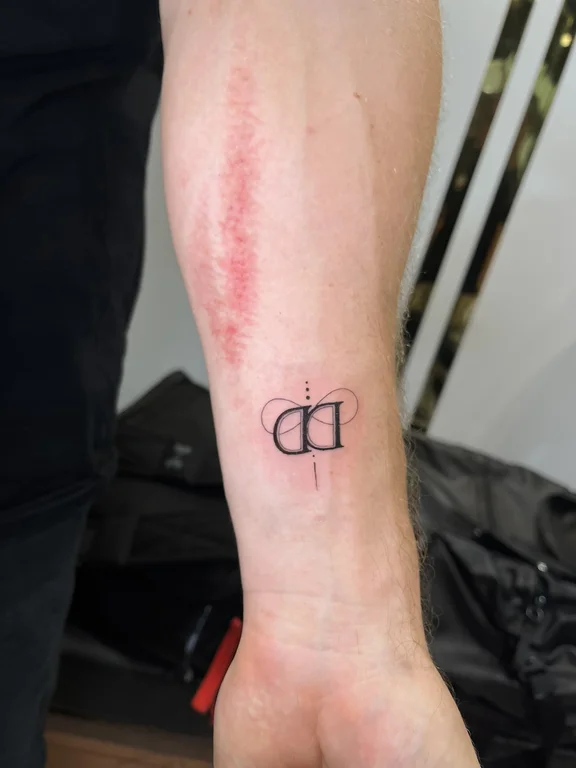 abstract minimalist man bold line cloud fine line minimal soft shading tattoo Canggu Bali