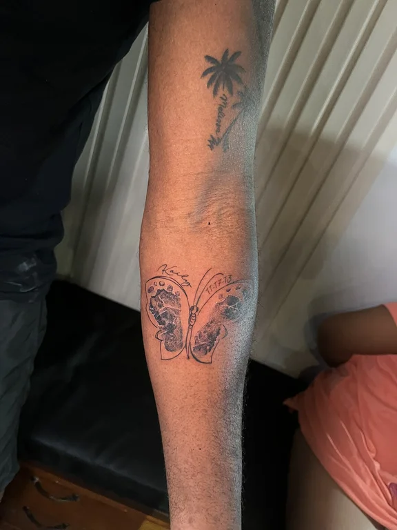 animal dotwork snake black grey spiritual linework soft shading elegant tattoo Canggu Bali
