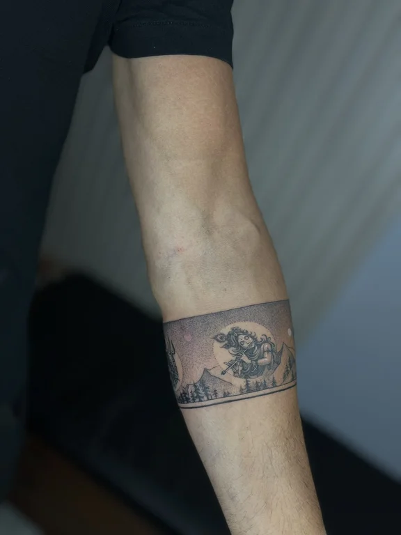 nature minimalist man black grey cloud wave soft shading heavy shading tattoo Canggu Bali