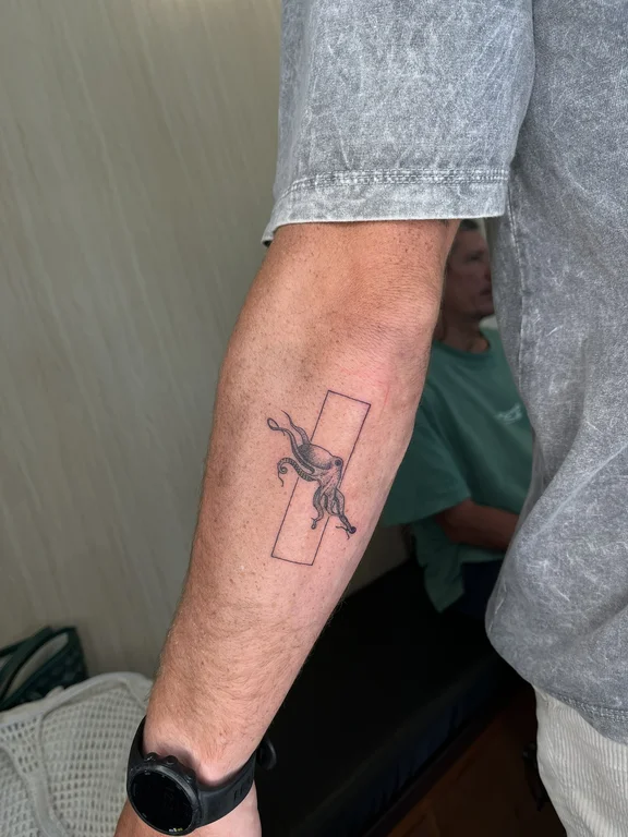 abstract fine line man linework cloud dotwork thin line minimal tattoo Canggu Bali