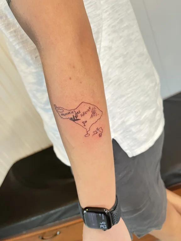 animal fine line snake linework minimal elegant soft shading dotwork tattoo Canggu Bali