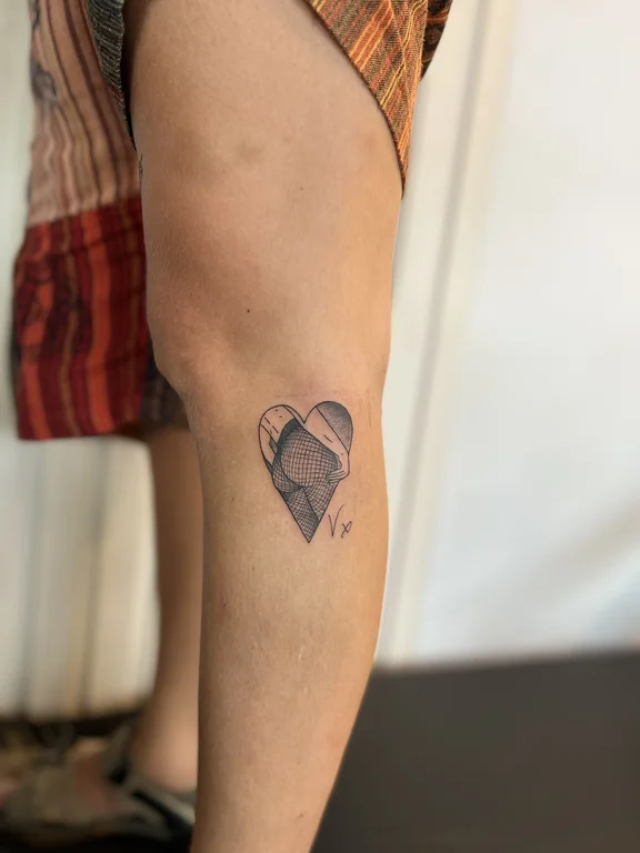 woman soft shading dotwork fine line linework tattoo canggu bali
