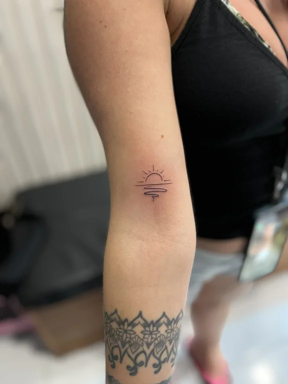 abstract minimalist hand fine line minimal bold line thin line wave tattoo Canggu Bali