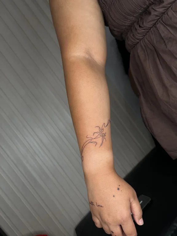 abstract minimalist hand fine line minimal wave elegant linework tattoo Canggu Bali