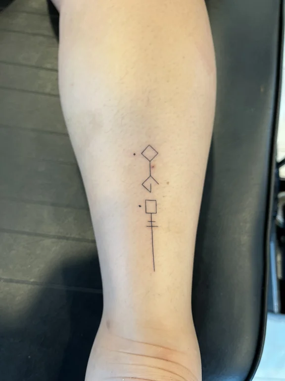 geometric minimalist deity fine line minimal bold line linework thin line tattoo Canggu Bali