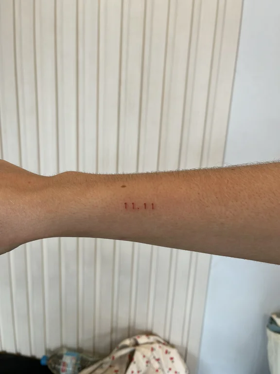 lettering minimalist hand fine line minimal bold line thin line elegant 1 tattoo Canggu Bali