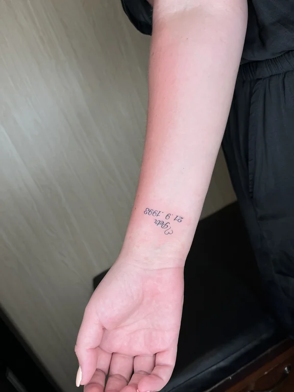 lettering minimalist hand fine line minimal elegant bold line thin line tattoo Canggu Bali