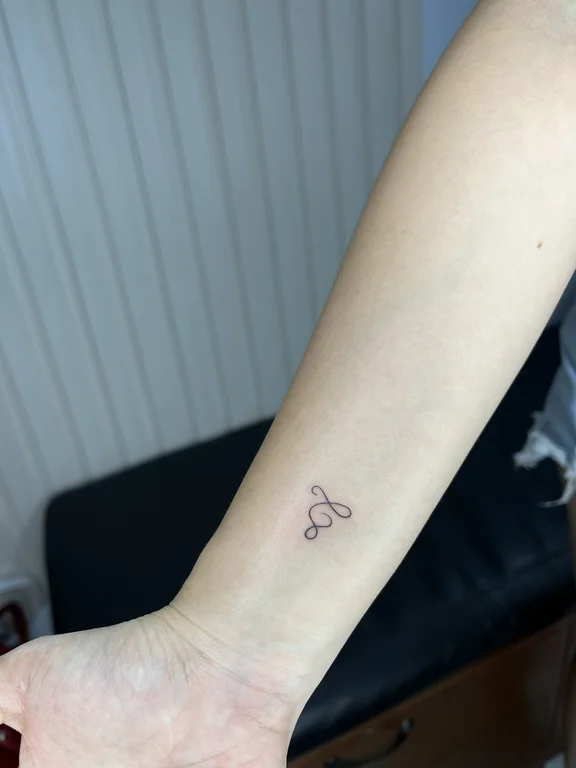 symbol minimalist butterfly fine line minimal elegant thin line soft shading tattoo Canggu Bali