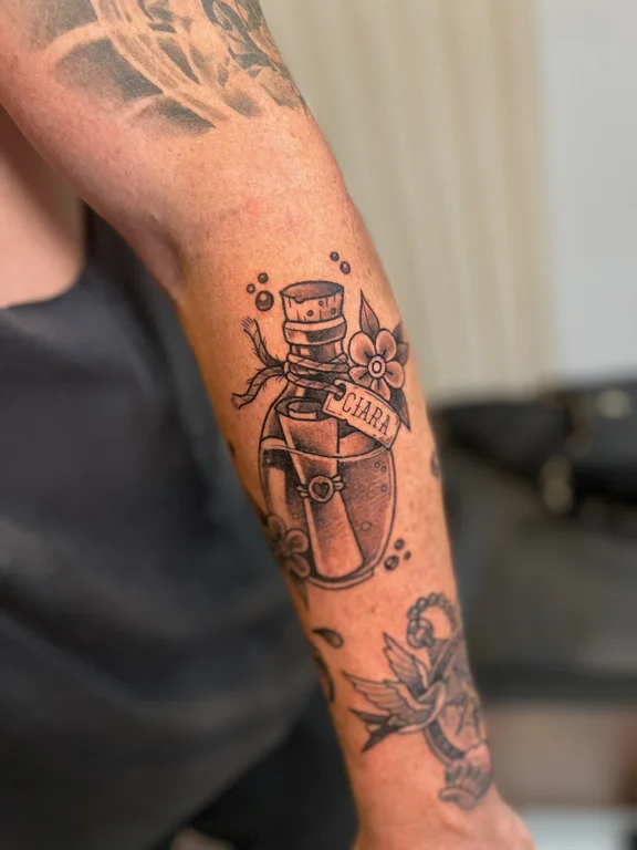 Abstract Old School tattoos — Nyanyi Beach Bali